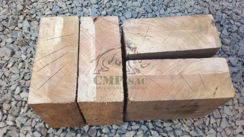 Venta de tacos de madera y cemento